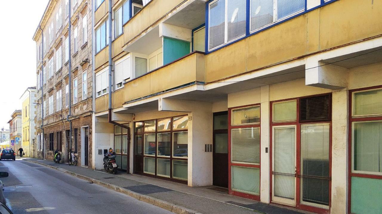 Cosy Apartment Zupanic Pula Exterior foto